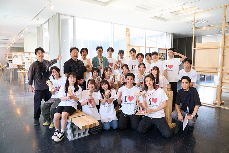 建築・インテリアデザイン専攻 ドットアーキテクツ 展 「POLITICS OF LIVING 生きるための力学」講演会