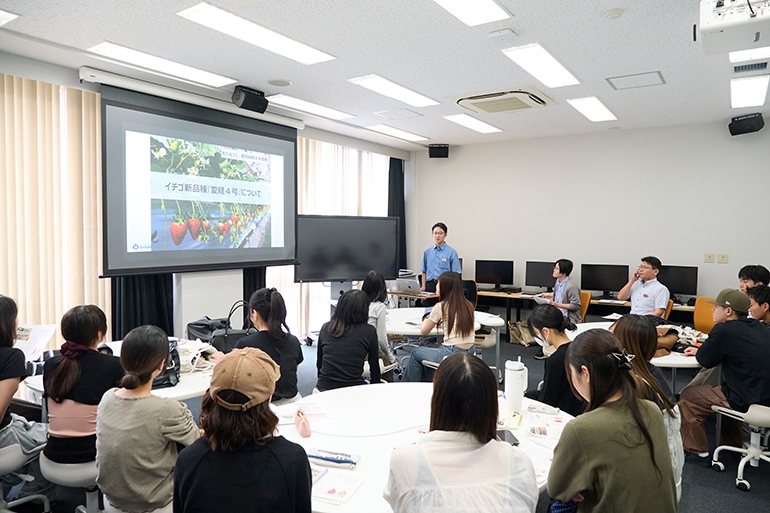 メディアプロデュース専攻 宮田ゼミ「演習Ⅰa」 愛知の食とデザインプロジェクト 提案に向けてのディスカッション