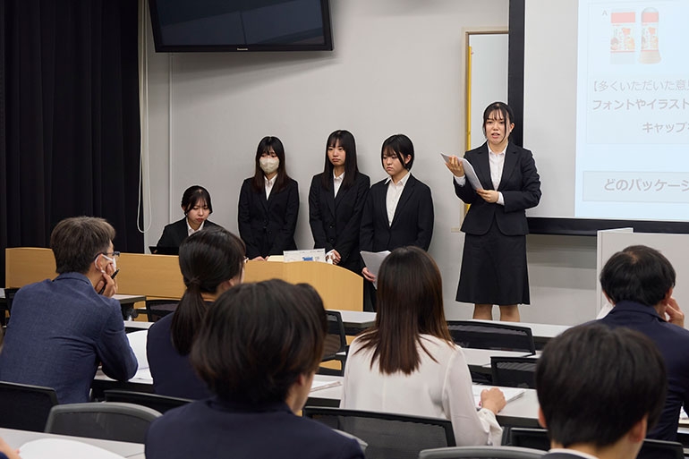 ビジネス学部 大塚ゼミ×ナカモ（株） 産学連携新商品開発プロジェクト