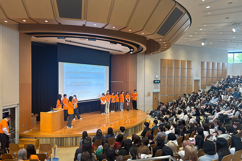 2026年度 交流文化学部 新入生ガイダンス 交流会