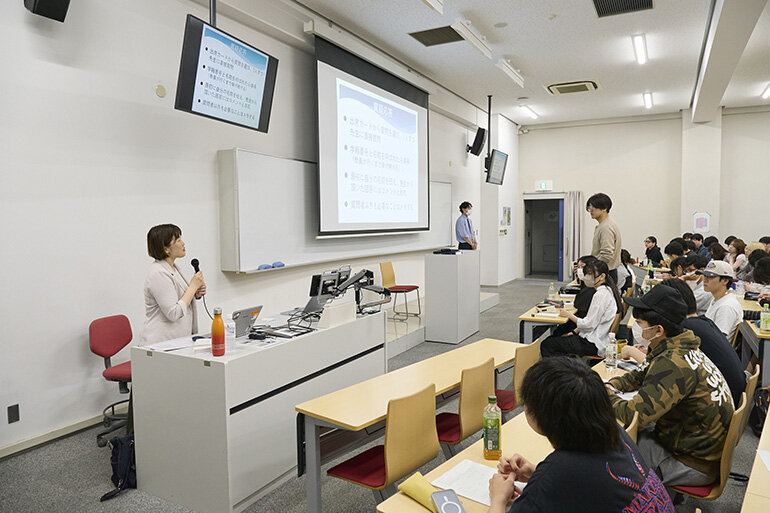 人間情報学部　キャリアデザイン科目③