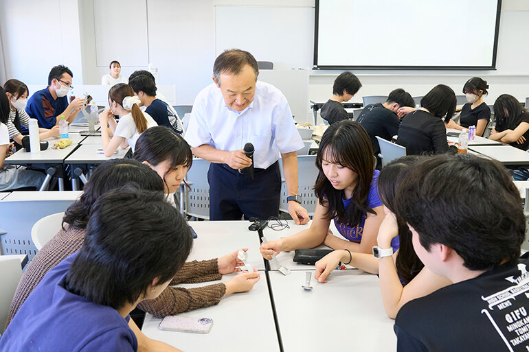 ビジネス学部 チャレンジプログラムB (ものづくり)