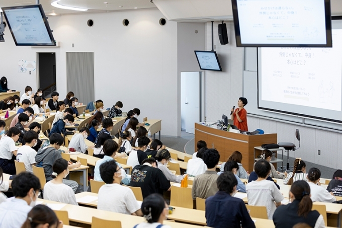 人間情報学部 キャリアデザイン