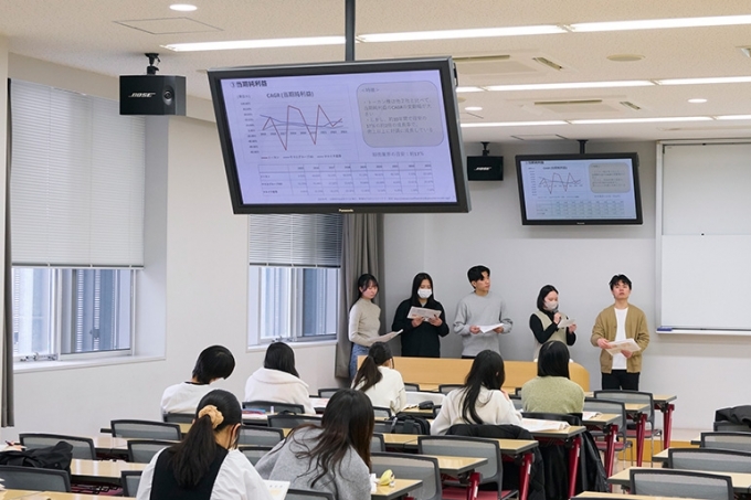 ビジネス学部 企業分析プロジェクトB 最終報告会