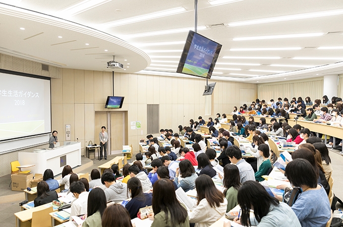 心理学部　新入生ガイダンス・研修合宿
