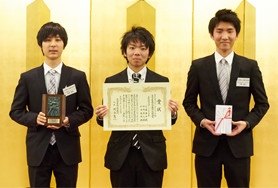 人が求める新商品をプランニング。学外のコンテストで高評価を受けました。