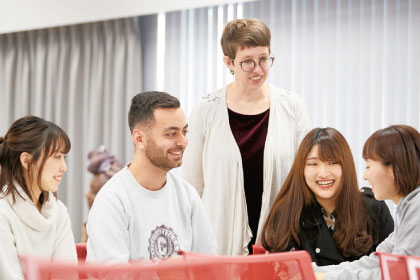 グローバル・コミュニケーション学科