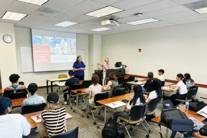 グローバル・コミュニケーション学科